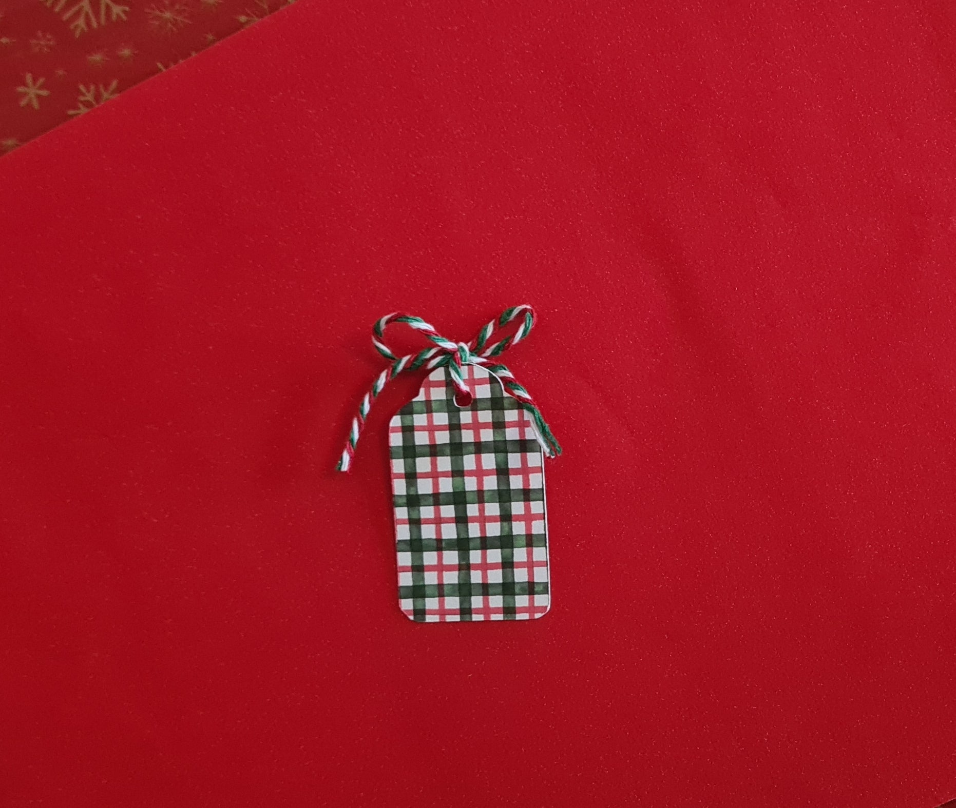 Découpe petite étiquette de noël