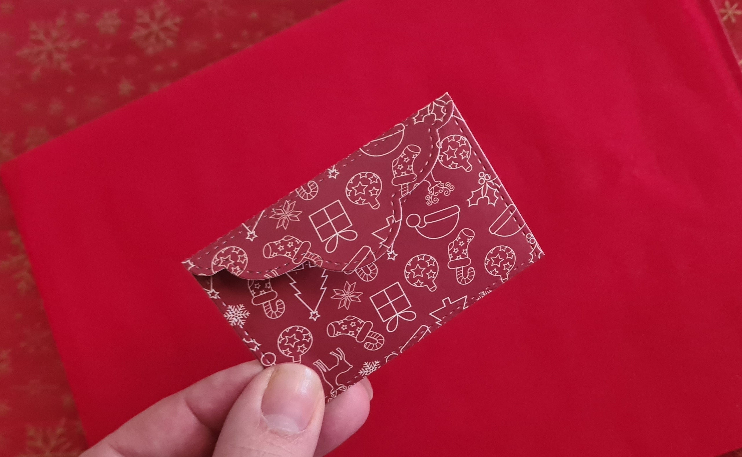 Découpe enveloppe de noël