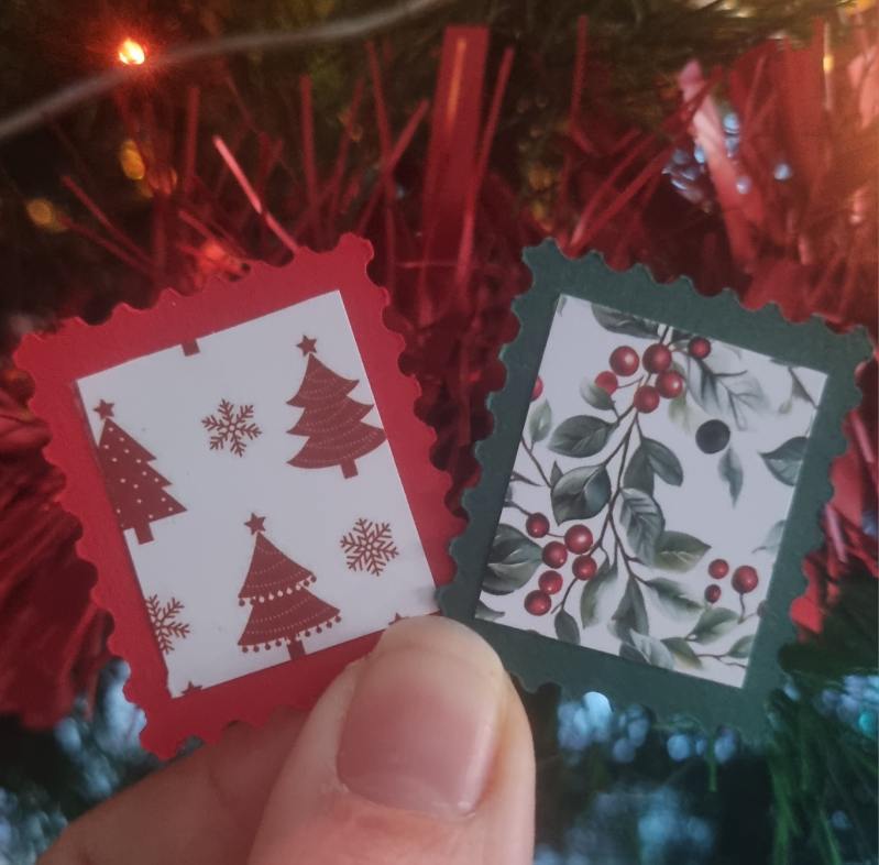 Découpe timbre de noël