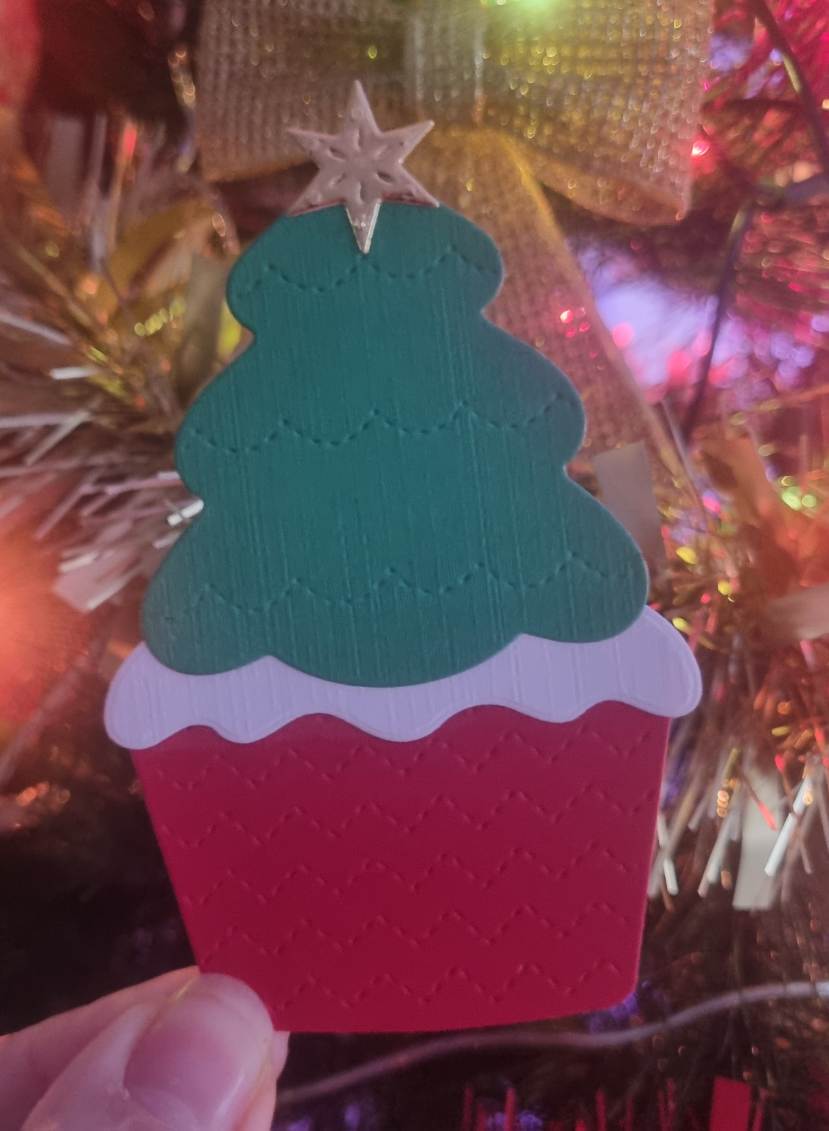 Découpe cupcake sapin de noël
